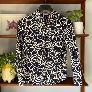 Boden Navy & White Abstract Floral Long Sleeve Button Down